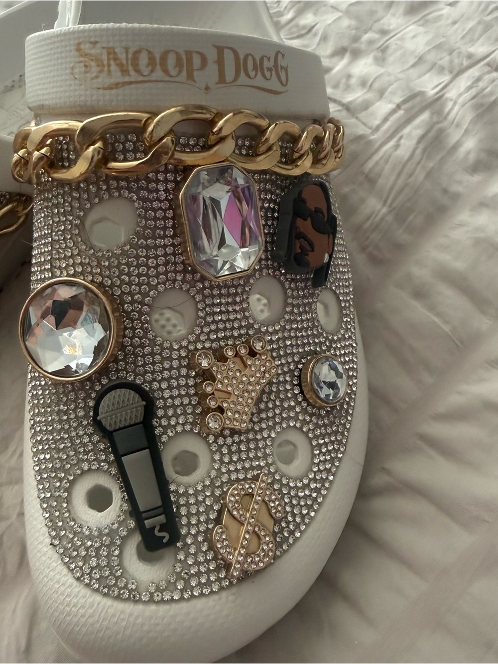 Skechers White Embellished Slip-On Sandals with Gold Chain - Picture 2 of 4